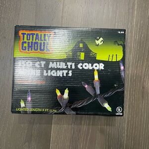 Totally ghoul 150 ct multi color spike light. NWT outdoor/indoor